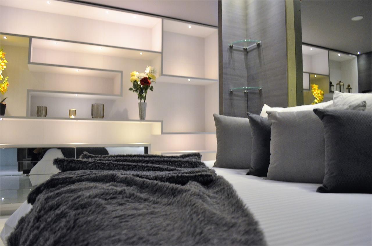Hotel Paris Luxury Suites Medellín Zimmer foto